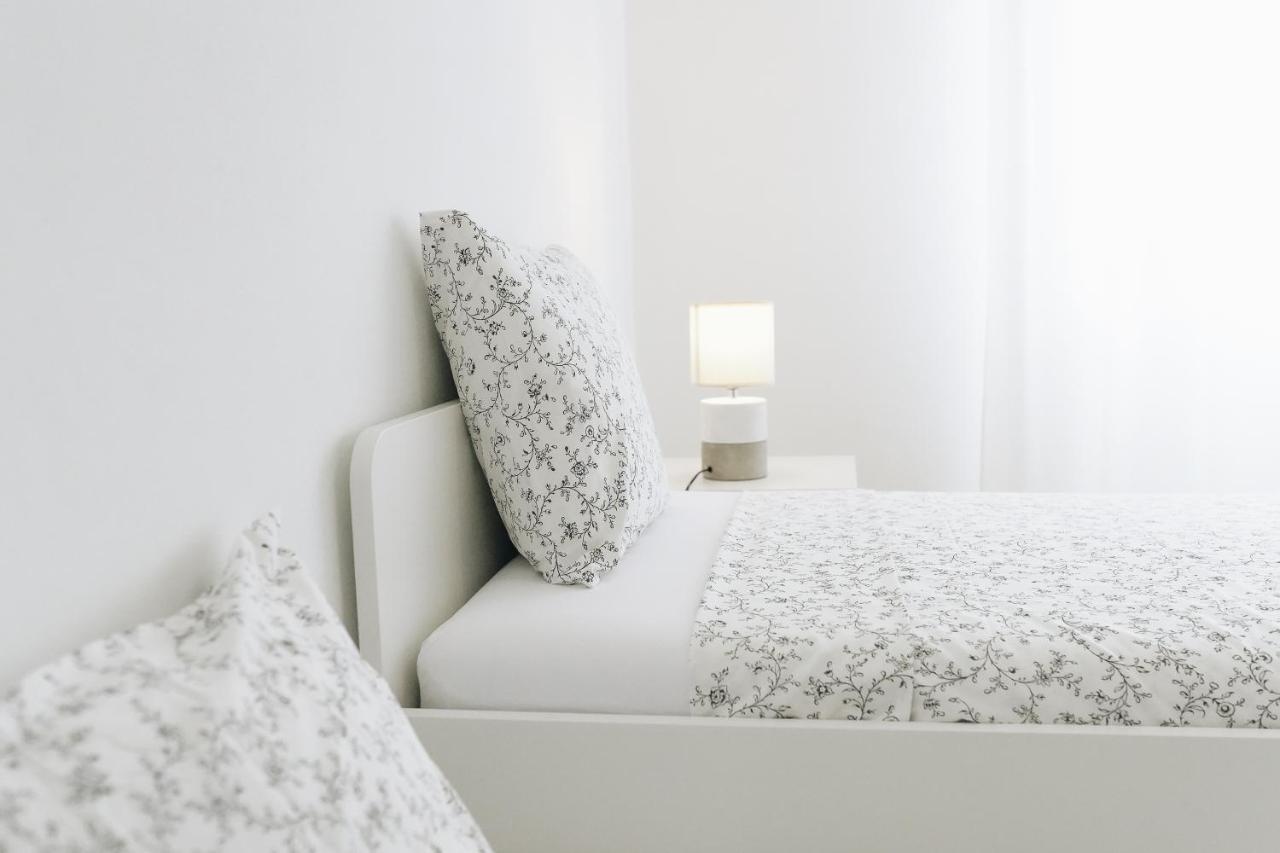 Апартаменты Host Wise - Sweet & Sunny Flat - Ace Location Картейра Экстерьер фото